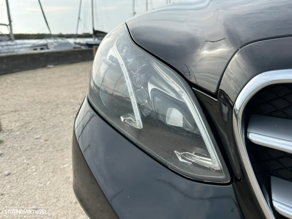 Mercedes-Benz E 300 Bluetec Hybrid Avantgarde - 35
