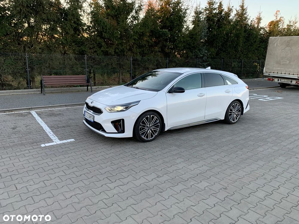 Kia ProCeed - 4