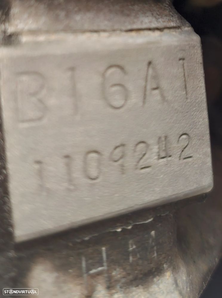 Honda CRX 1.6 VTEC - 25