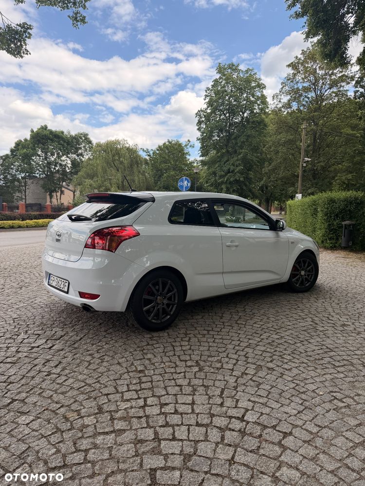 Kia ProCeed 1.4 S - 14