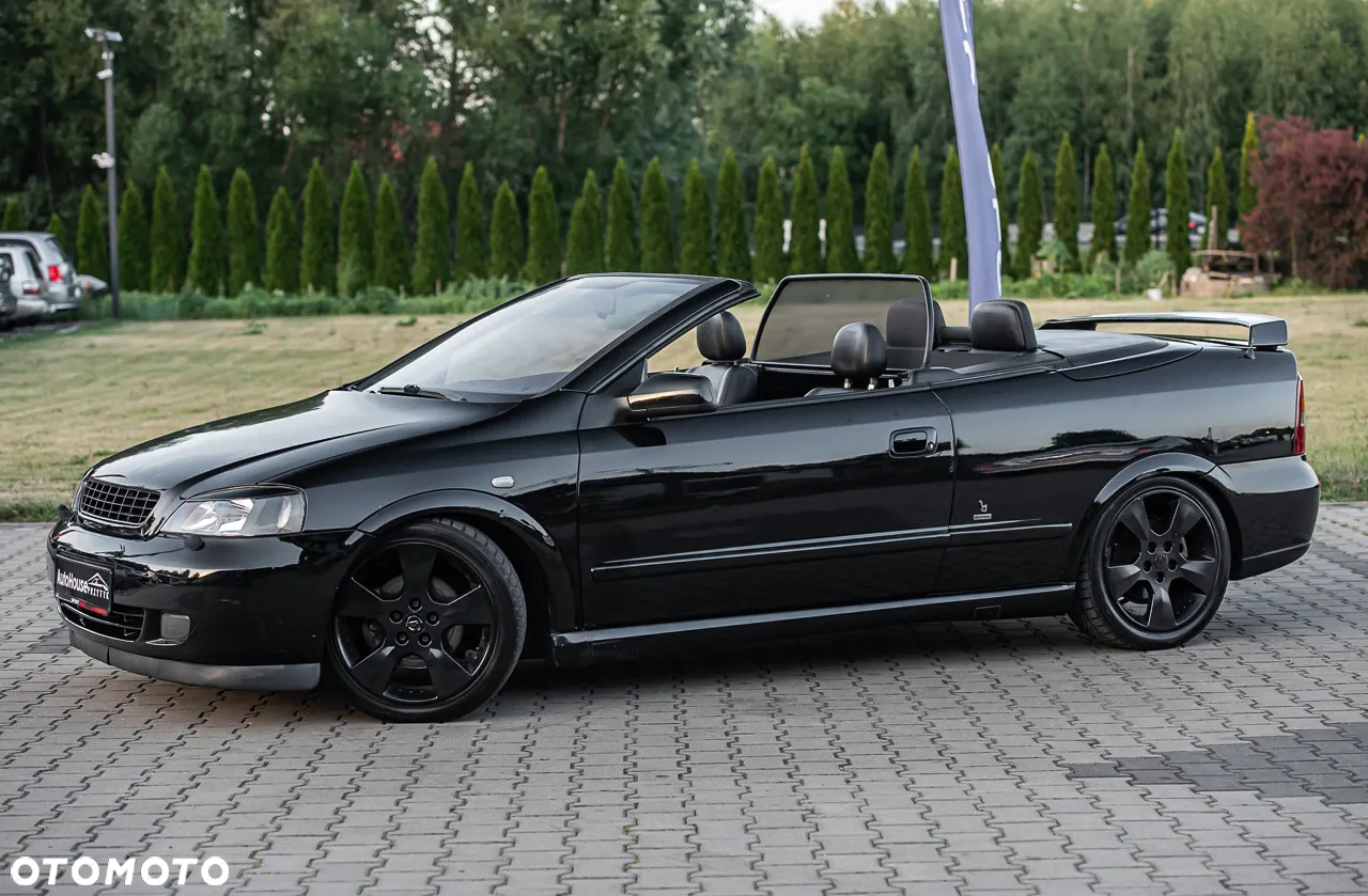 Opel Astra II 2.2 Sport - 5