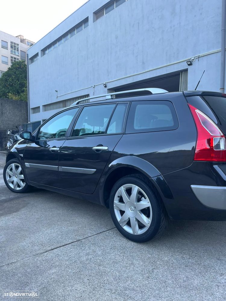 Renault Mégane 1.5 dCi Dynamique - 7