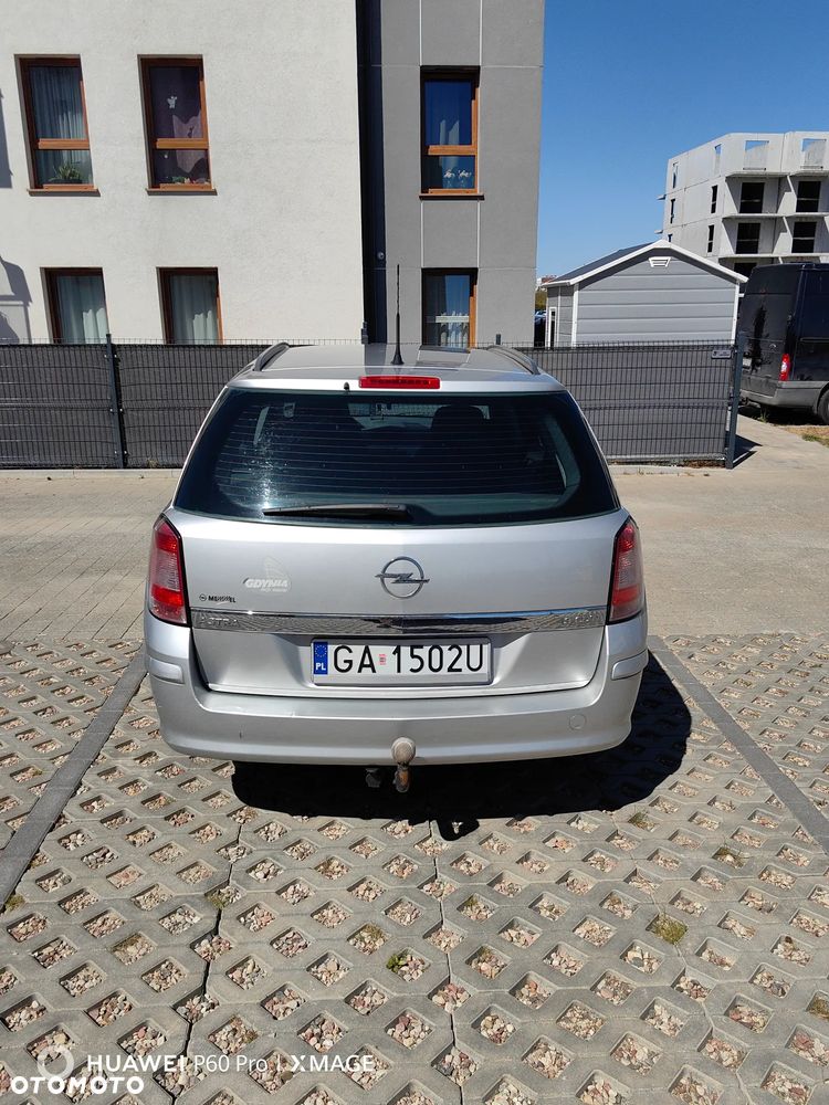 Opel Astra 1.9 CDTI - 2