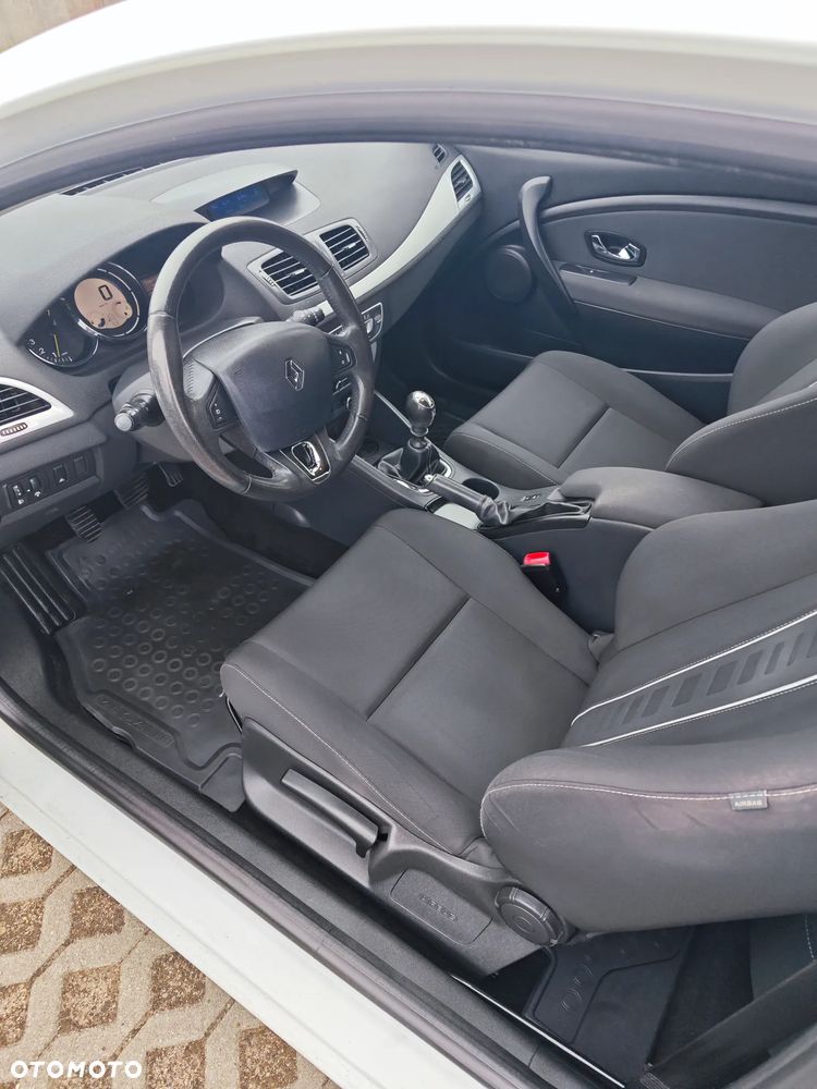 Renault Megane 1.6 16V Dynamique Euro5 - 2
