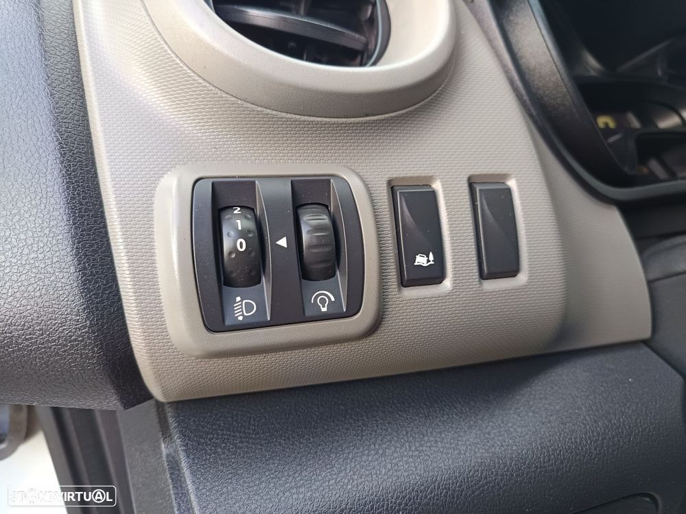 Renault Trafic 1.6 dCi L1H1 1.2T - 30