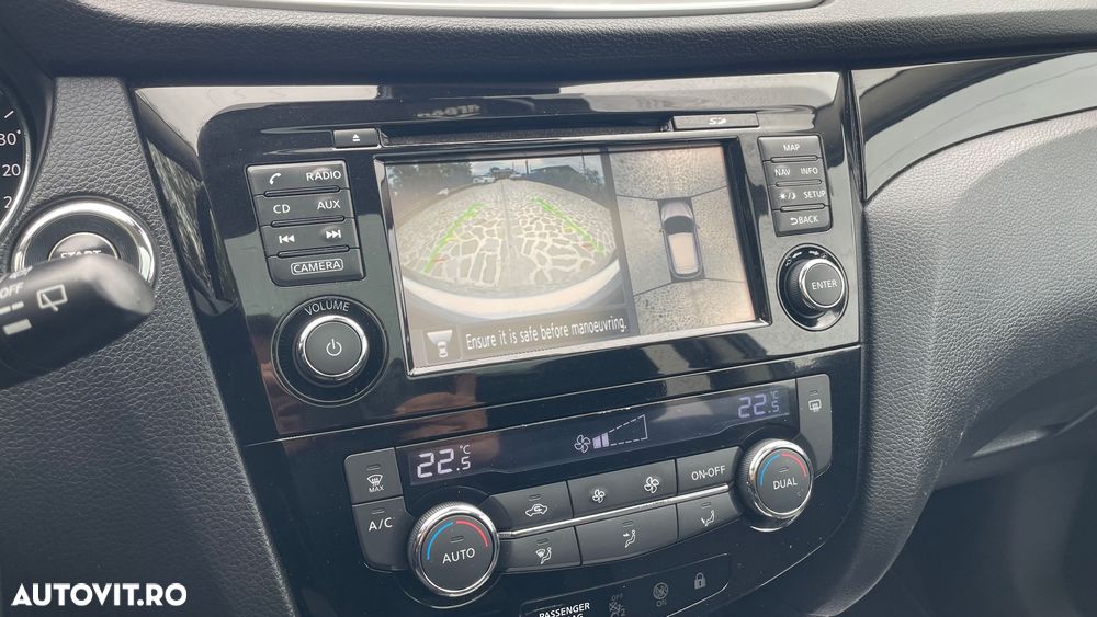 Nissan Qashqai 1.6 DCI Start/Stop N-Connecta - 14