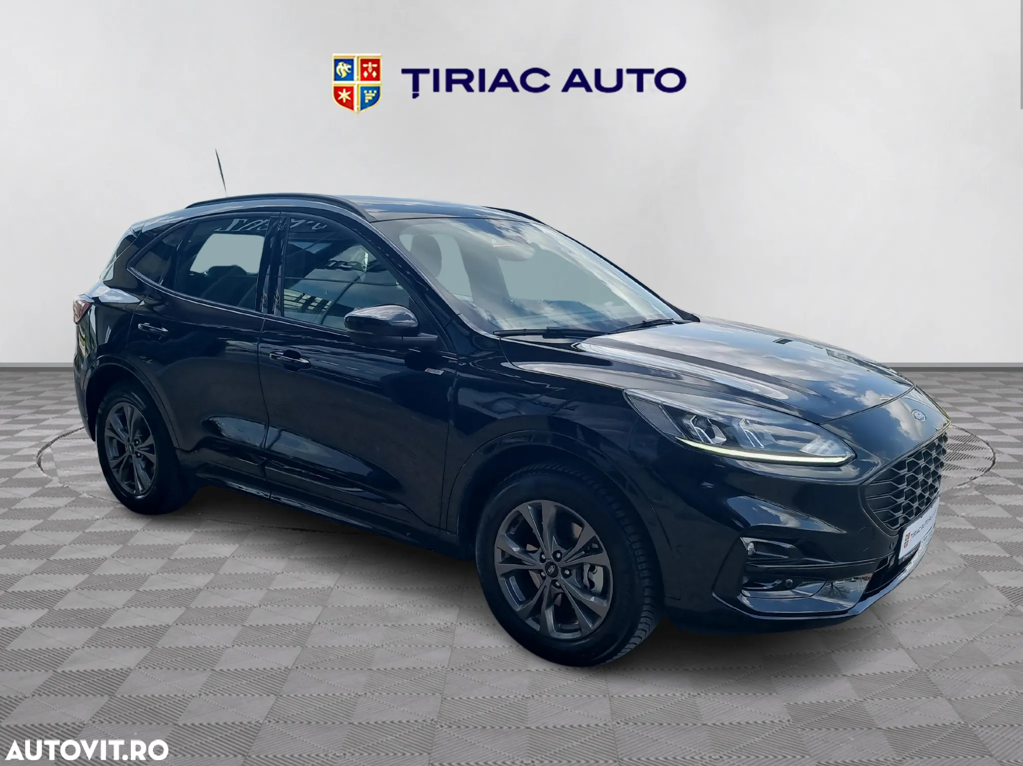 Ford Kuga 2.5 Duratec PHEV ST Line - 8