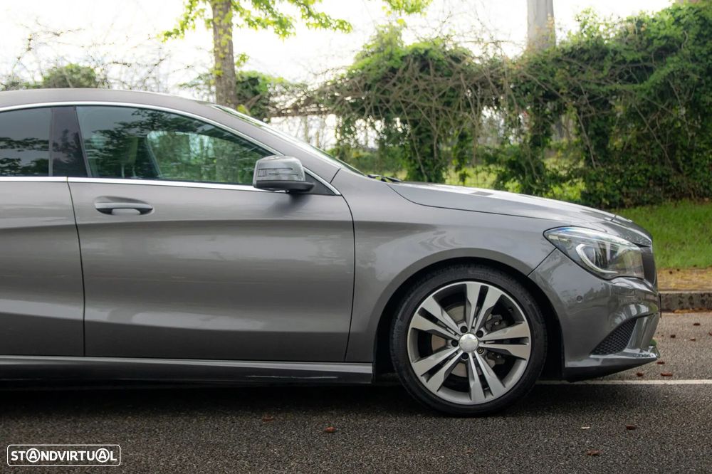 Mercedes-Benz CLA 220 CDI Urban Aut. - 24