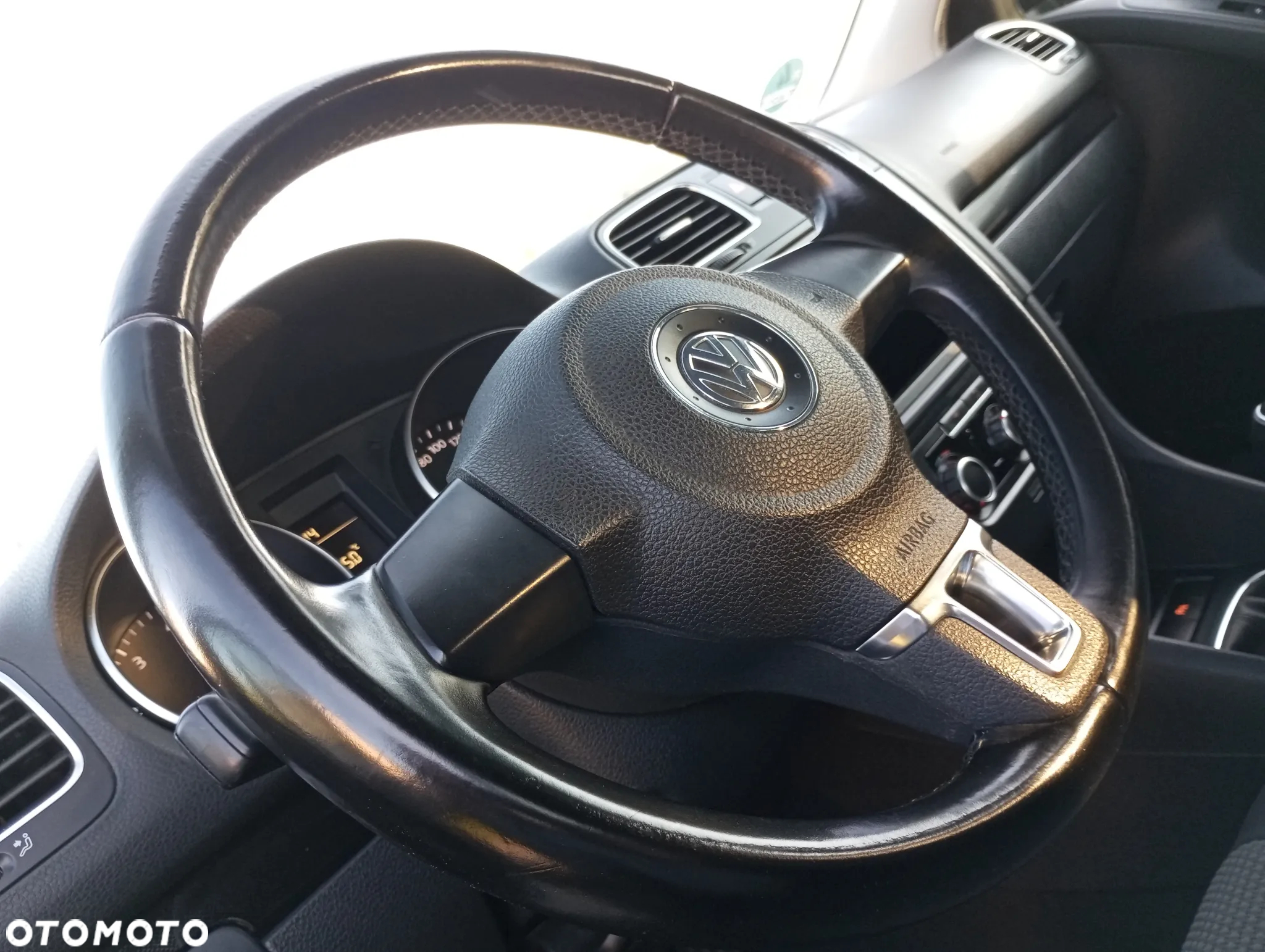 Volkswagen Golf VI 1.6 Comfortline - 20