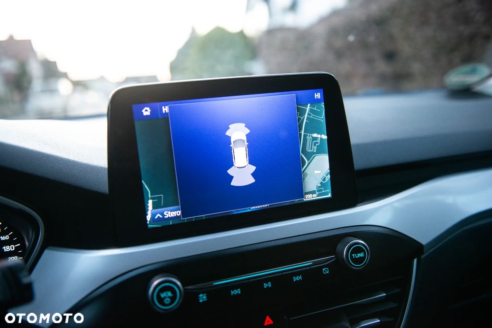 Ford Focus SW 1.5 EcoBlue S&S TITANIUM - 23