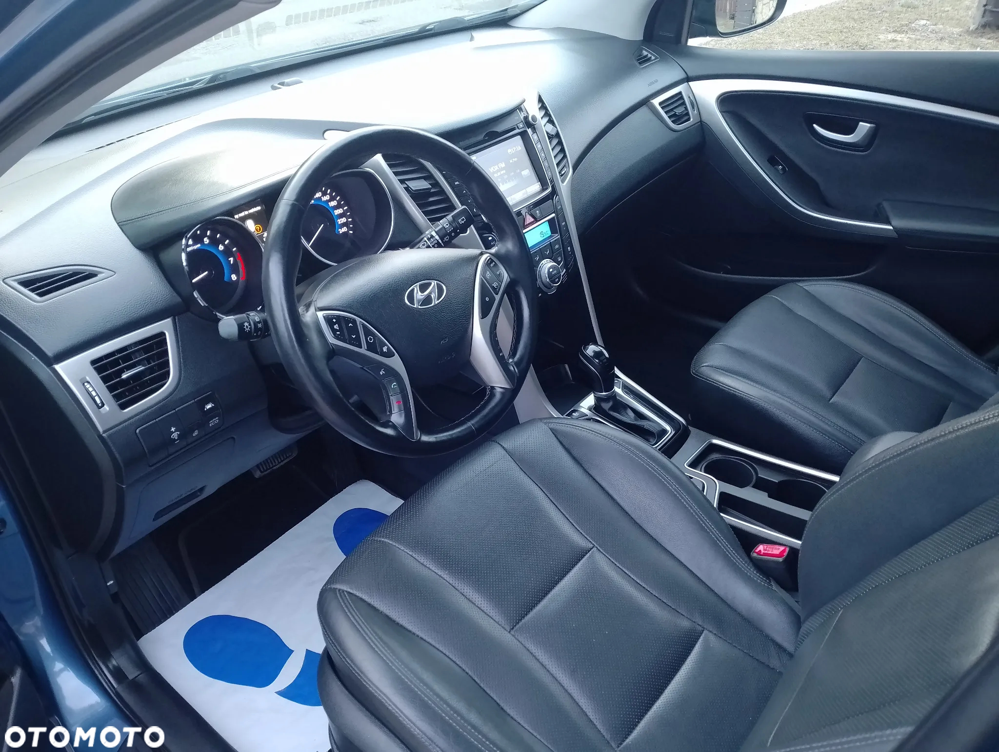 Hyundai i30 1.6 Automatik Style - 11
