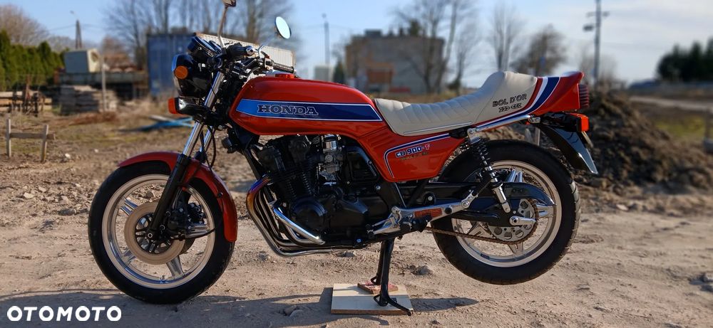 Honda CB - 2