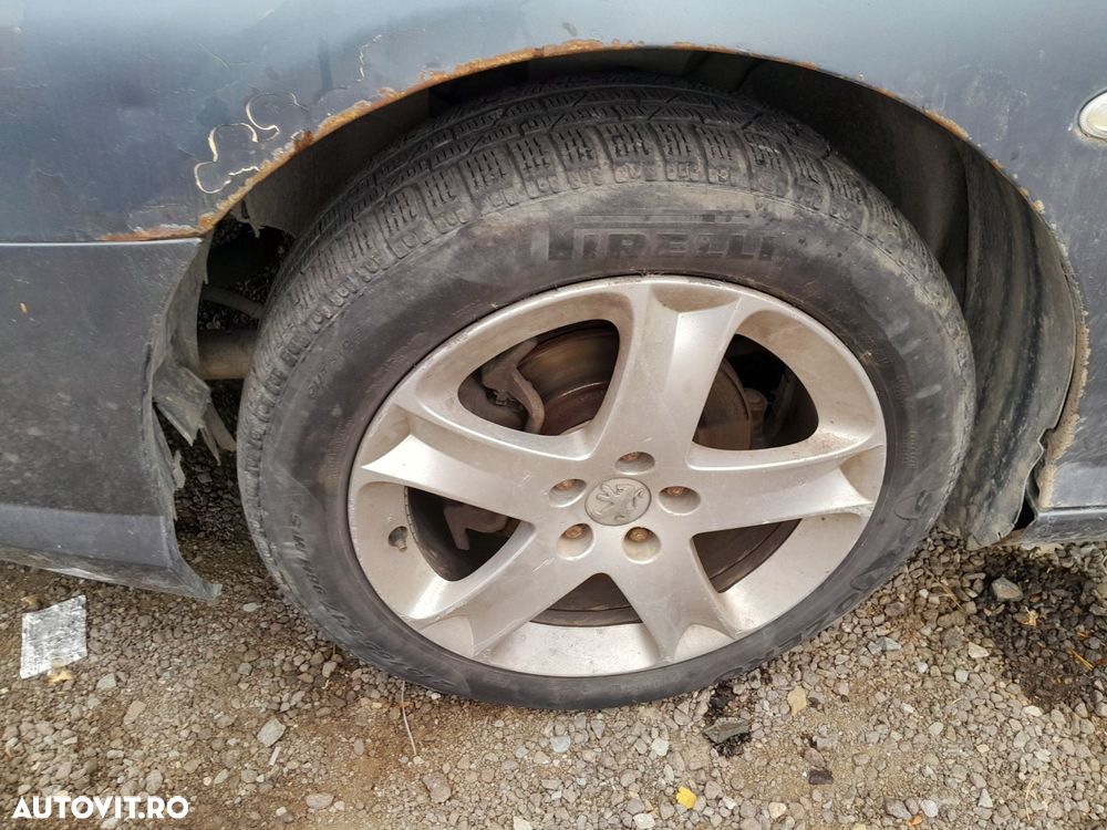 Dezmembrari  Peugeot 407  2004  > 0000 2.0 HDi Motorina - 6