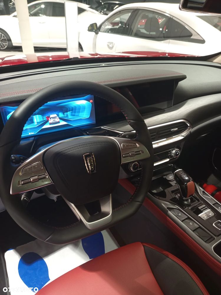 Bestune T77 1.5T Business DCT - 4