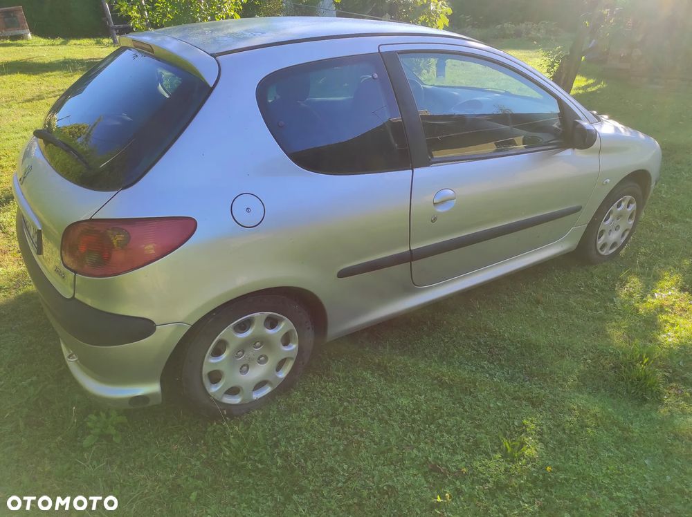 Peugeot 206 1.1 X-Line - 5