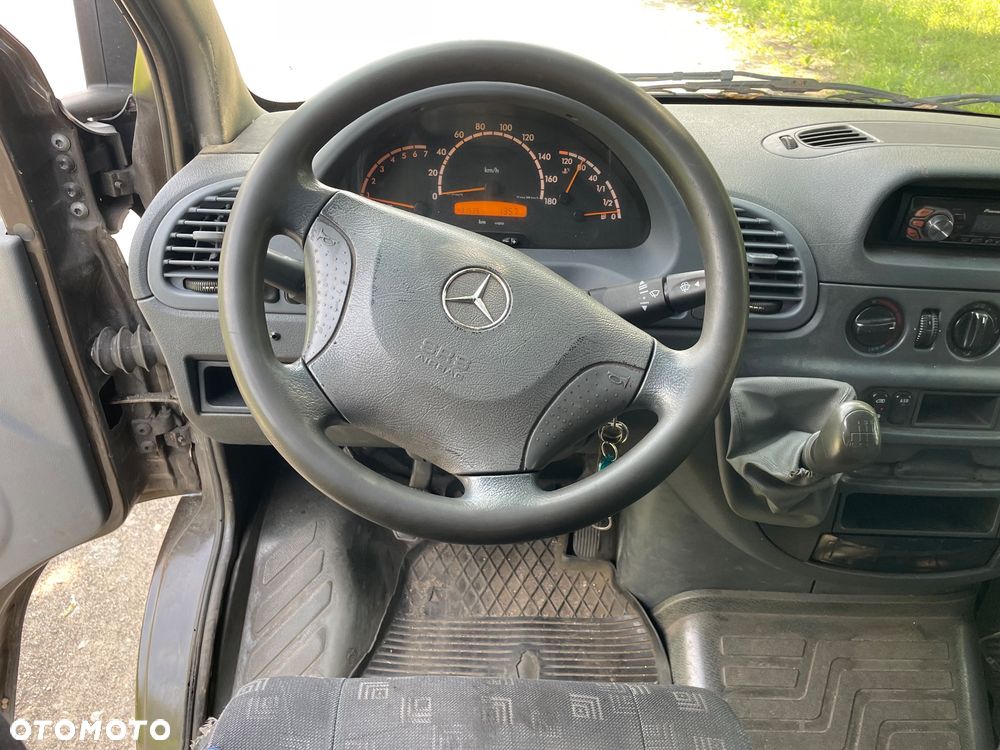 Mercedes-Benz Sprinter - 6