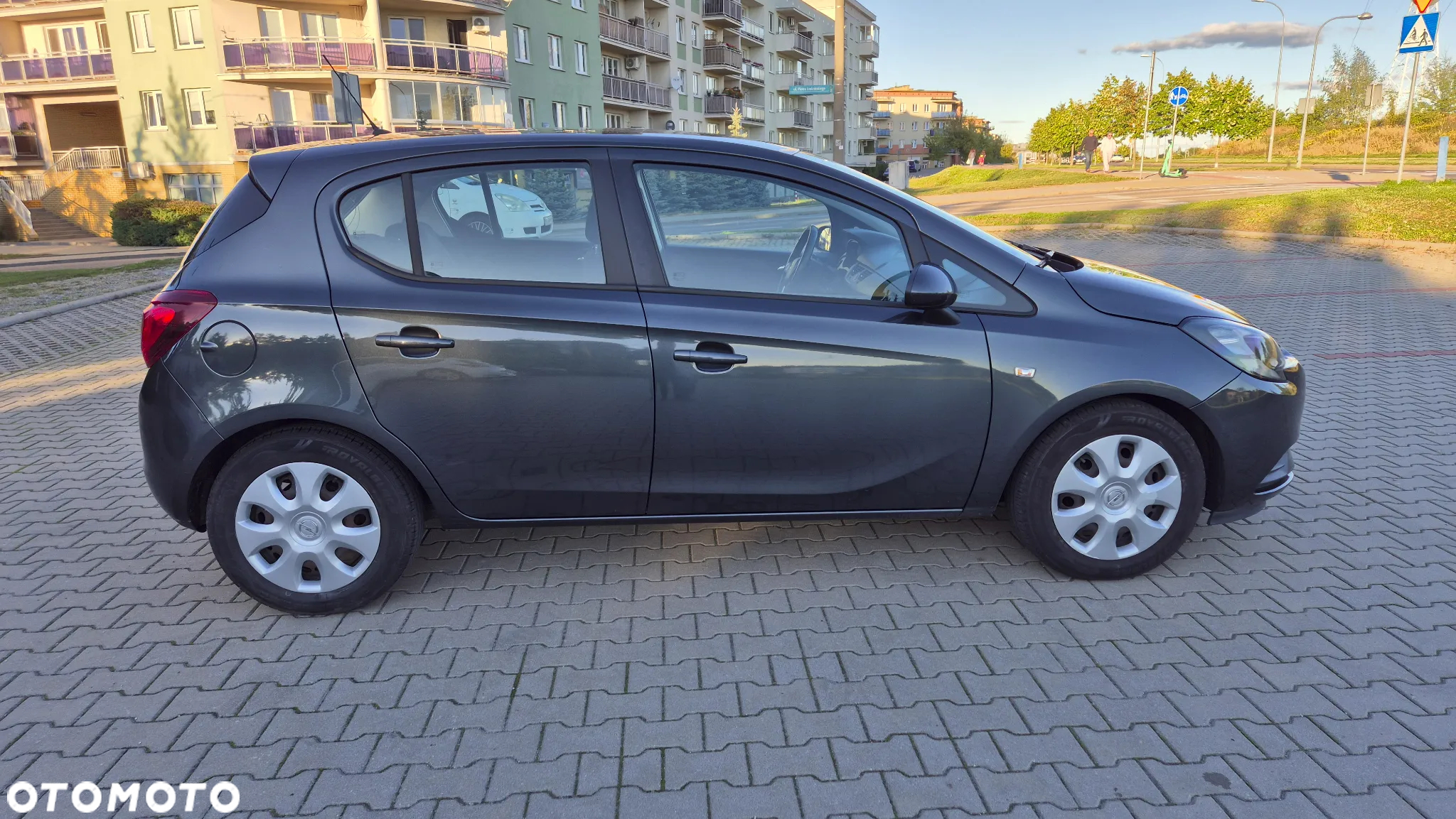 Opel Corsa 1.4 Enjoy - 9