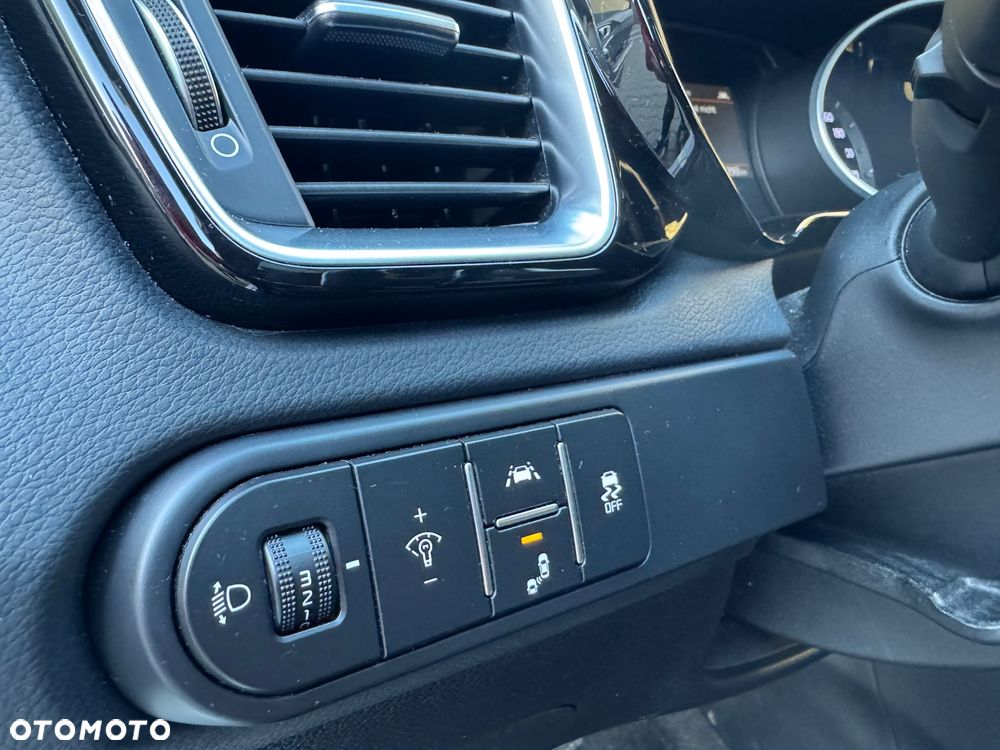 Kia Ceed 1.4 T-GDI DCT OPF GT Line - 28