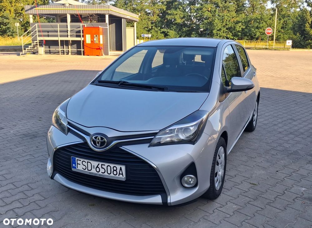 Toyota Yaris 1.0 Premium - 10