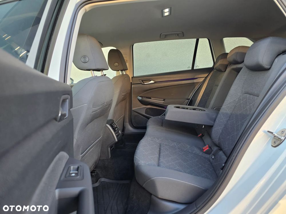 Volkswagen Golf - 18