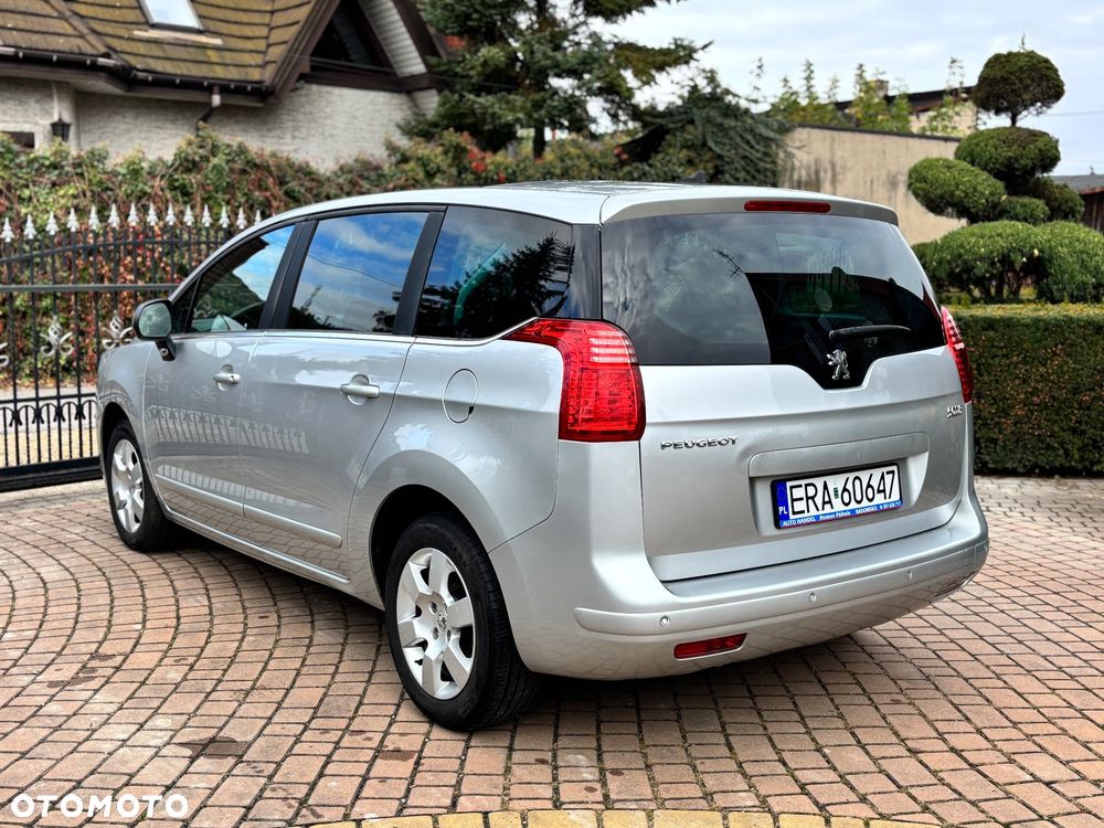 Peugeot 5008 1.6 THP Family 7os - 5