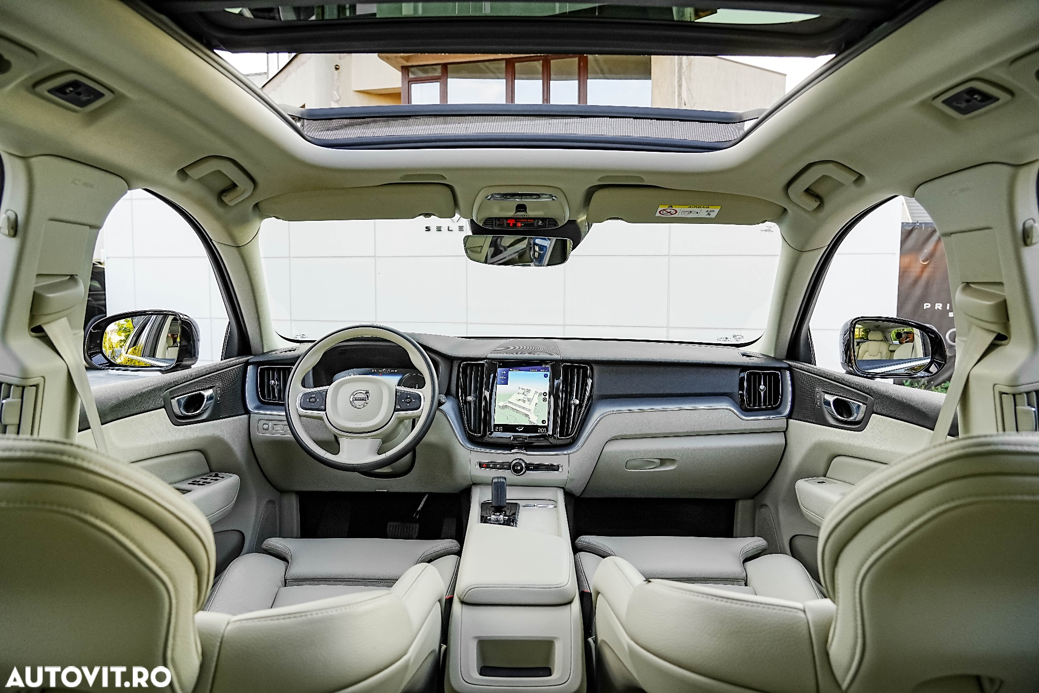 Volvo XC 60 T6 AWD Recharge Geartronic Inscription - 16
