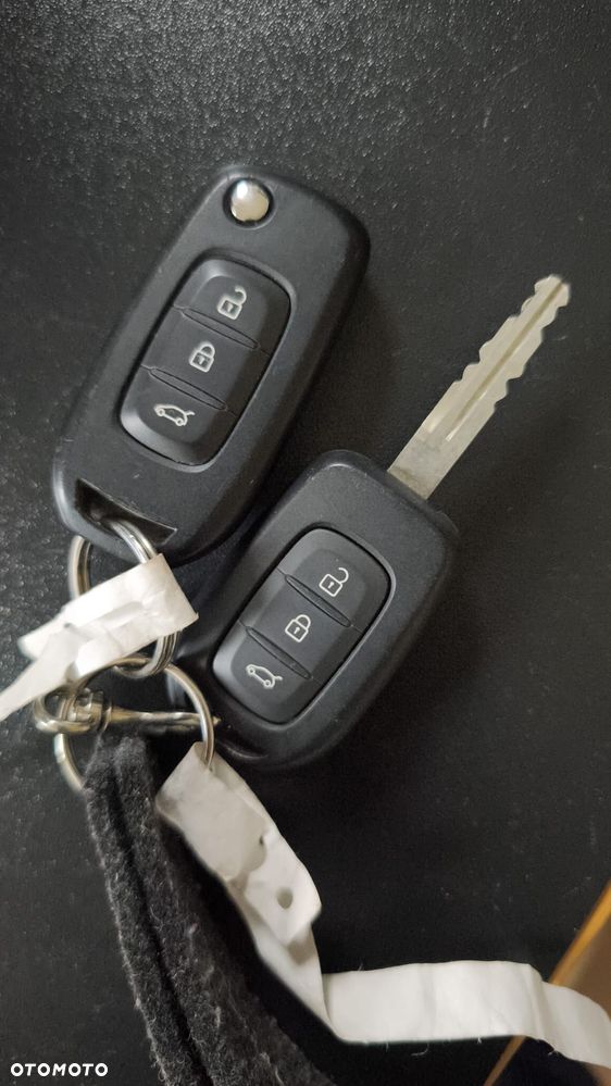 Renault Clio 1.6 E-TECH Equilibre - 27