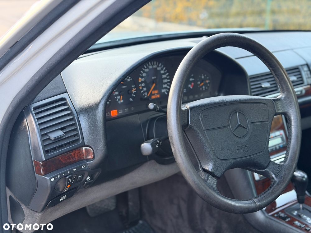 Mercedes-Benz Klasa S 320 - 20