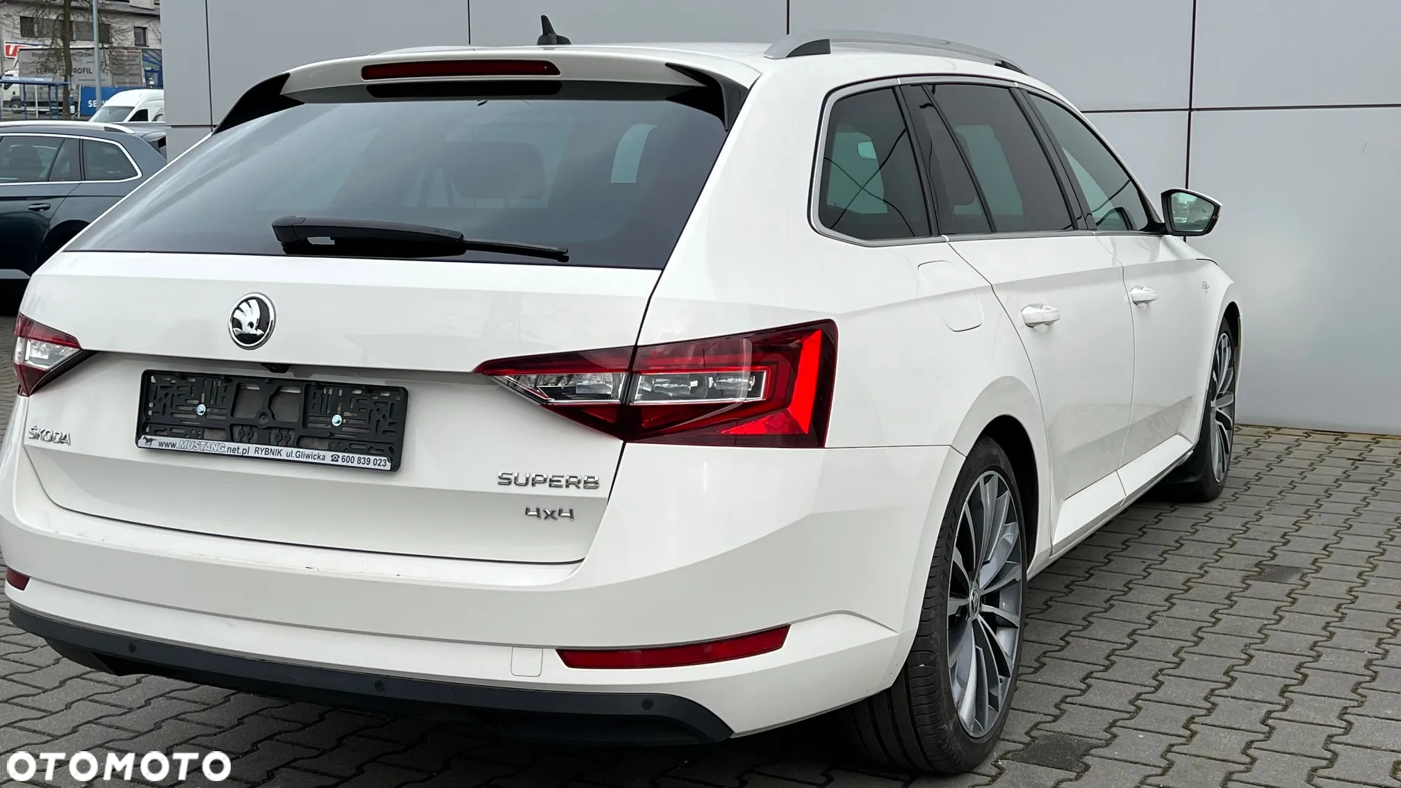 Skoda Superb 2.0 TDI 4x4 L&K DSG - 28