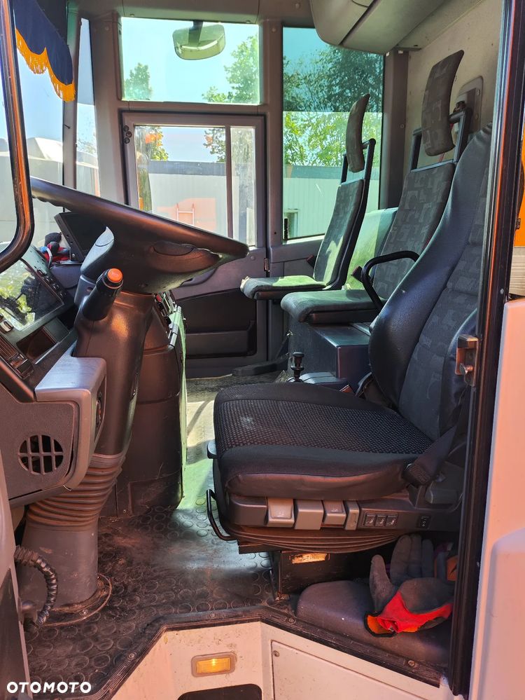 Mercedes-Benz ECONIC - 4