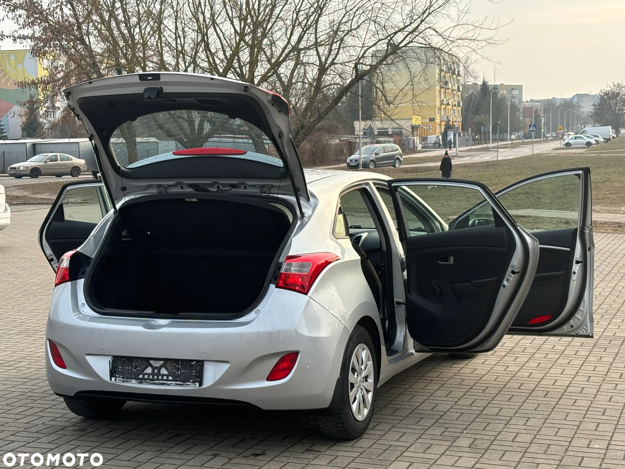 Hyundai i30 1.4 Comfort - 14