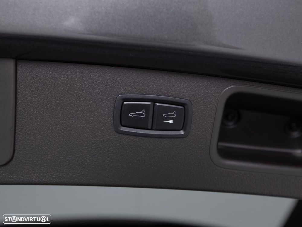 Porsche Macan S - 16