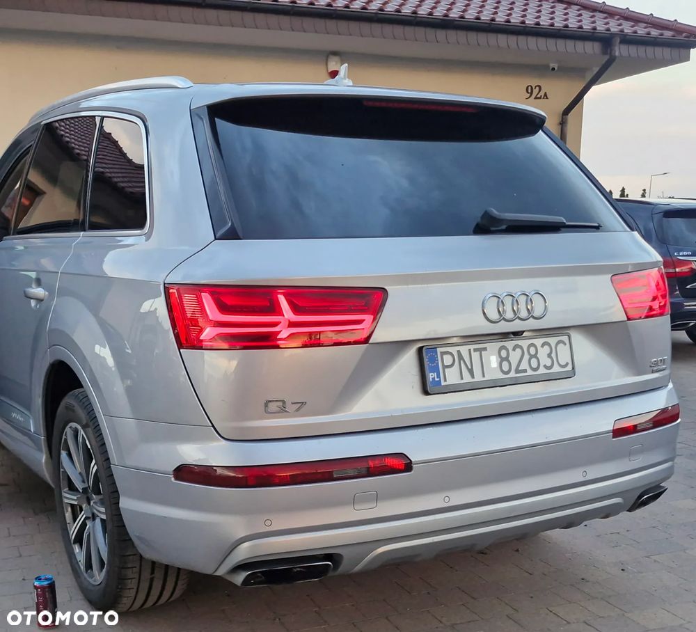 Audi Q7 - 13