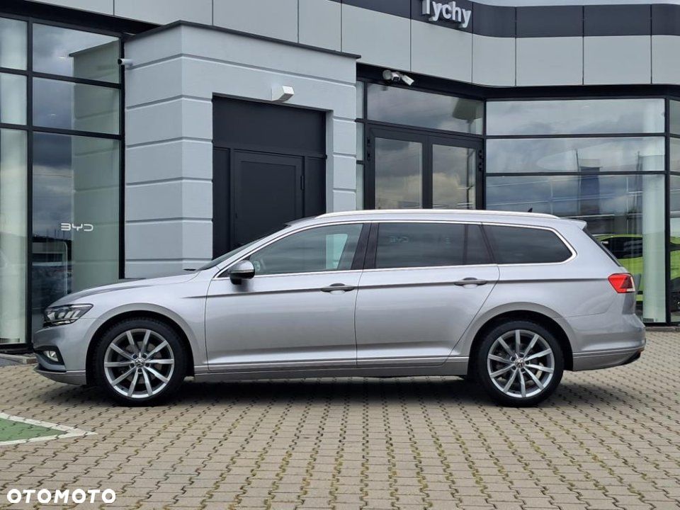 Volkswagen Passat - 2