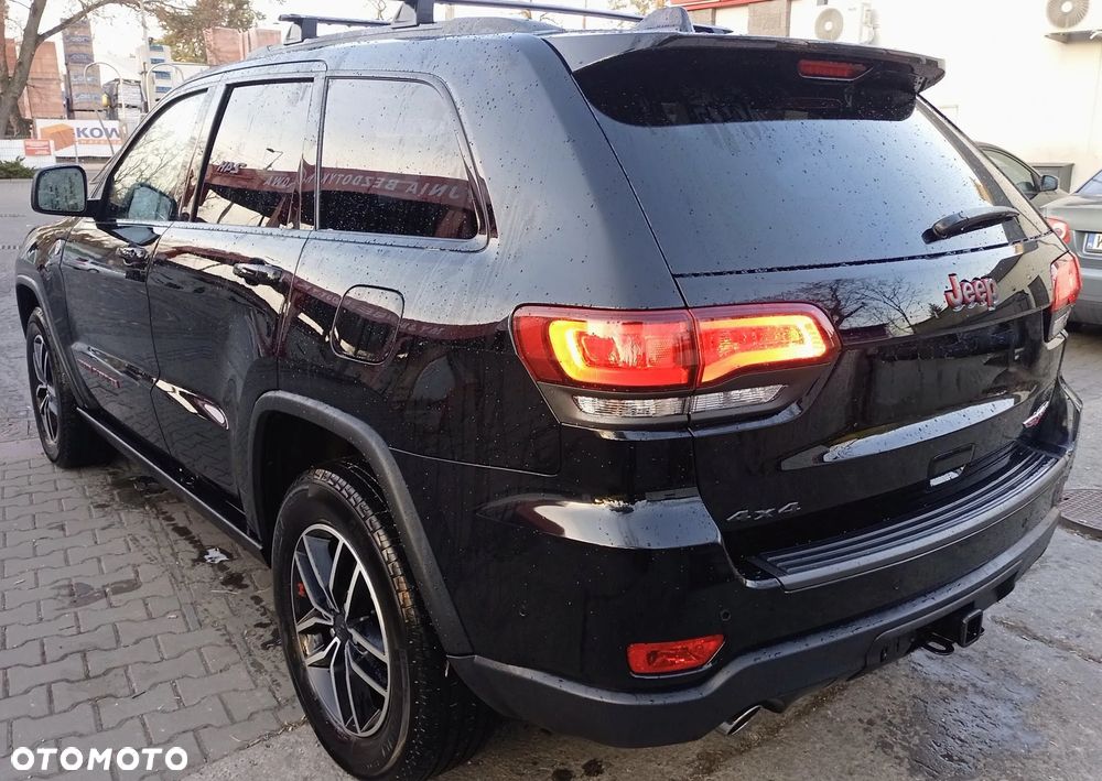 Jeep Grand Cherokee 5.7 V8 HEMI Summit - 9
