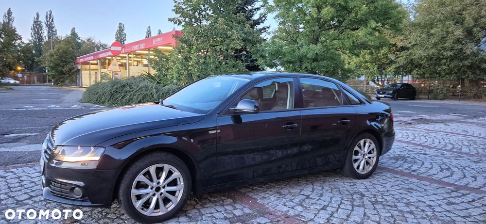 Audi A4 Limousine - 2