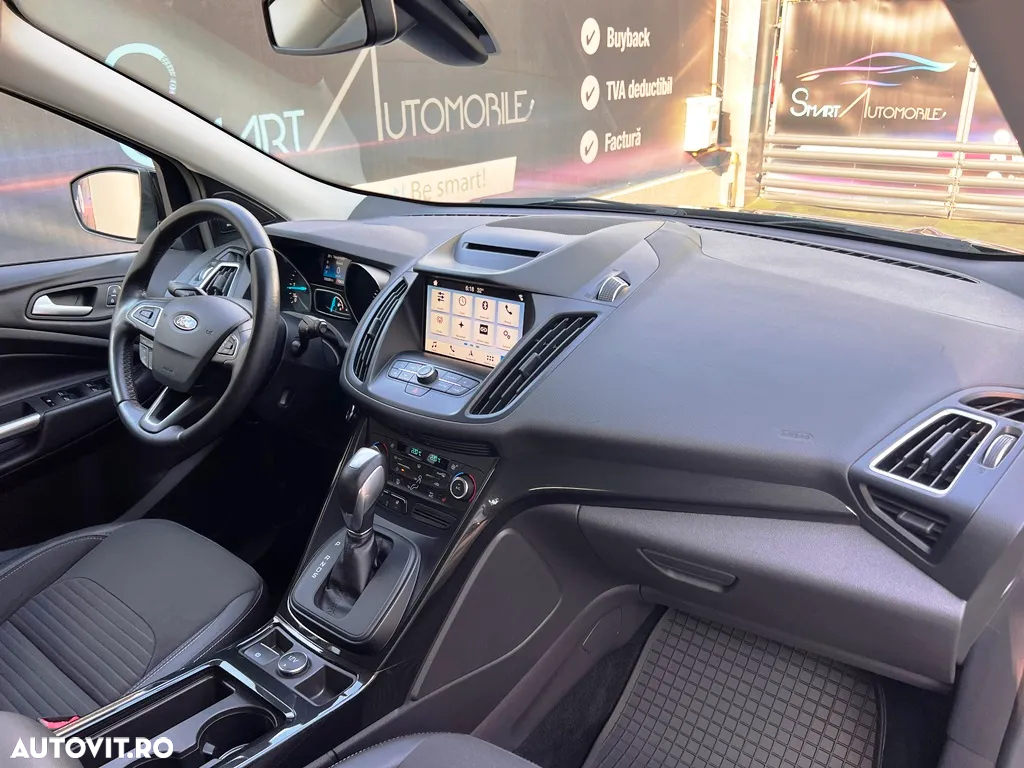 Ford Kuga 2.0 TDCi 4WD Powershift Titanium - 24