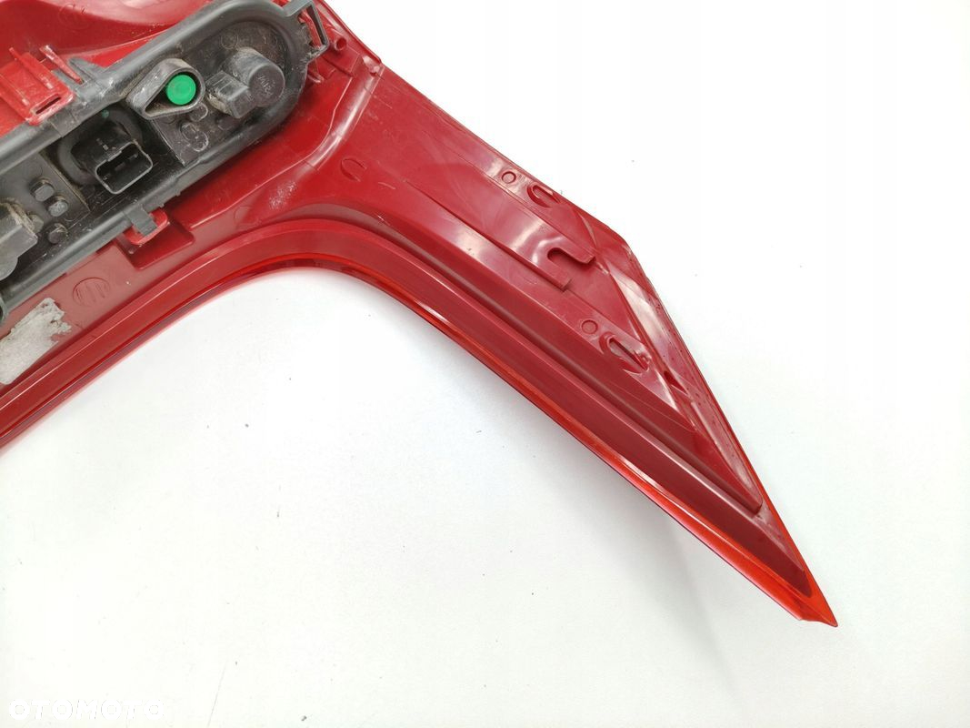 LAMPA LEWY TYŁ LEWA TYLNA PEUGEOT 5008 I - 7