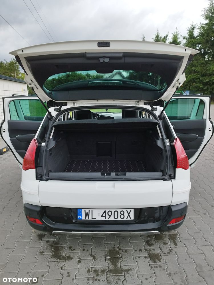 Peugeot 3008 2.0 HDi Premium+ - 12