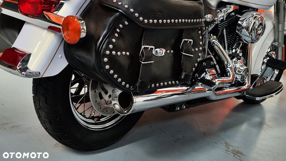 Harley-Davidson Softail Heritage Classic - 11
