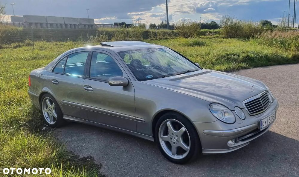 Mercedes-Benz Klasa E 320 CDI T Avantgarde - 1