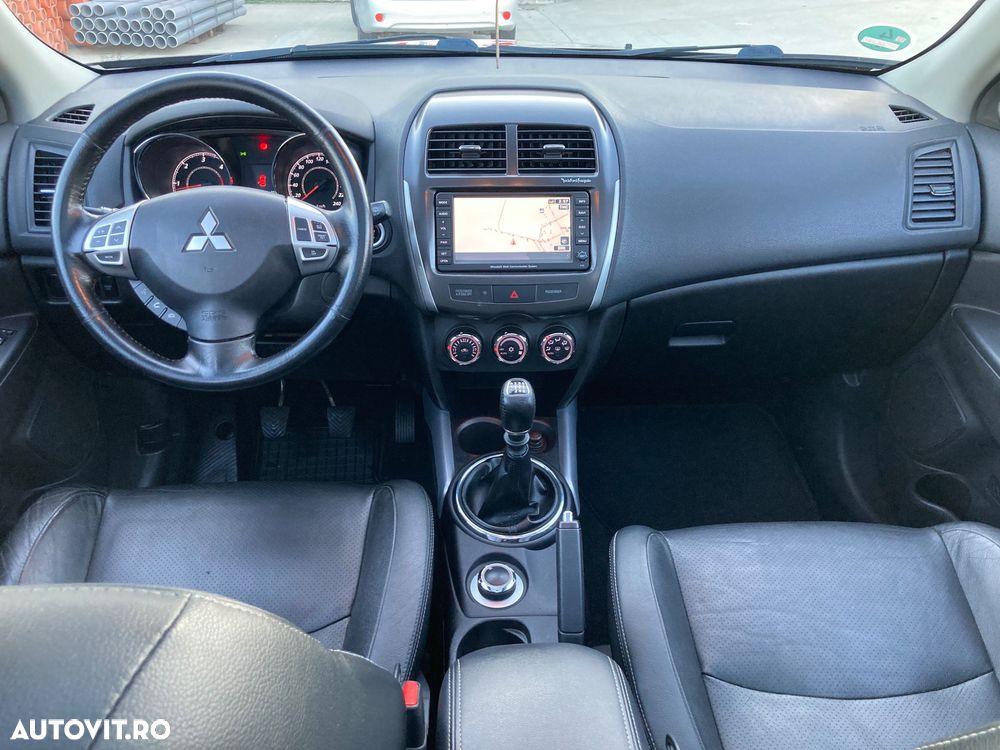 Mitsubishi ASX 1.8 DI-D 4WD Instyle - 16