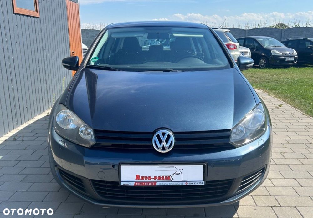 Volkswagen Golf - 10