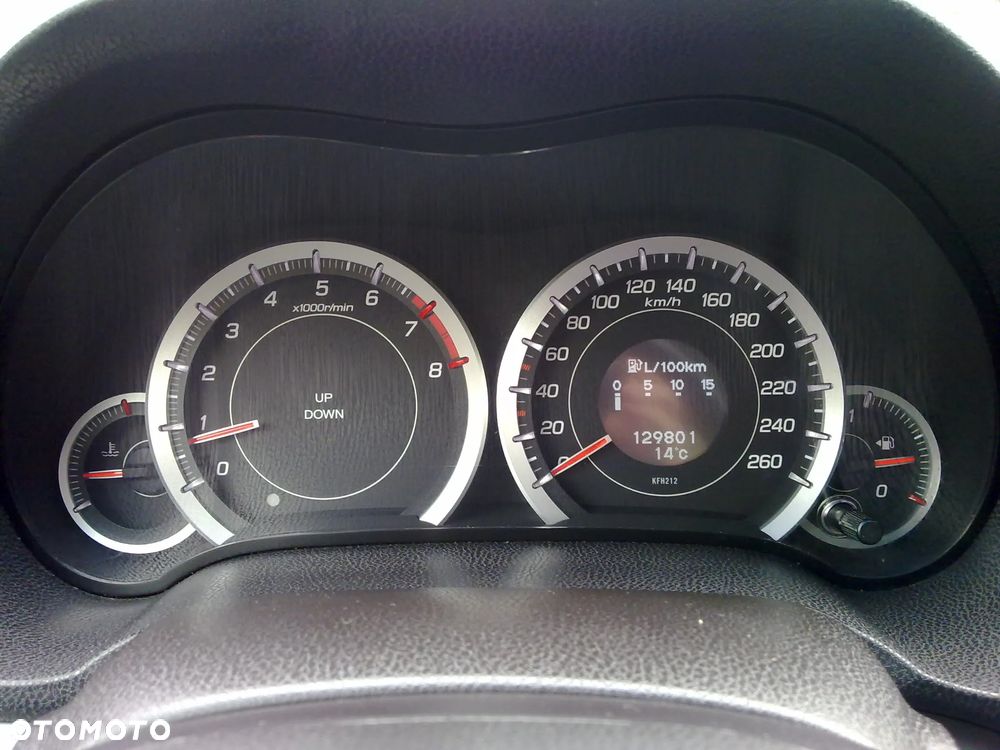 Honda Accord 2.0 Elegance - 22