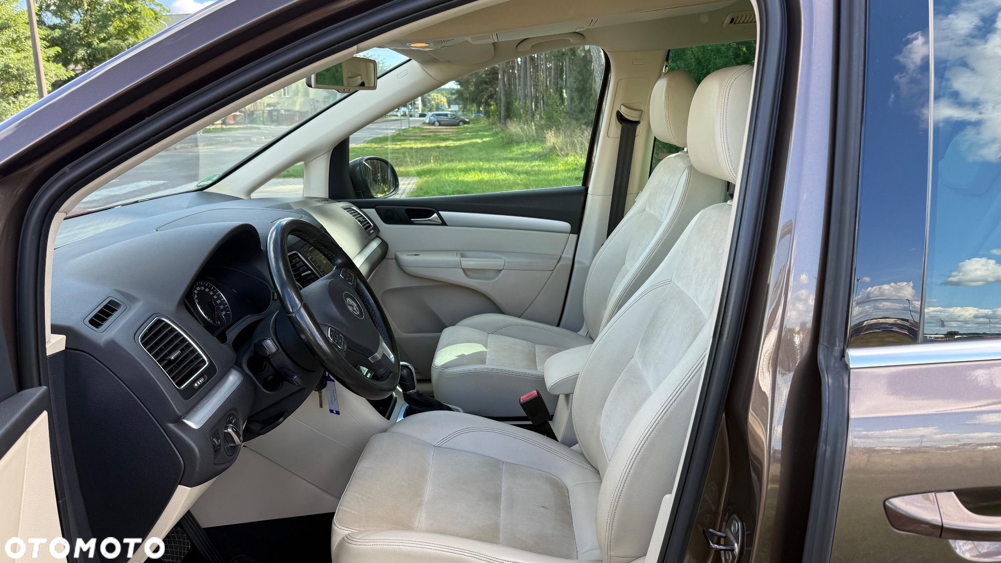 Volkswagen Sharan 2.0 TDI Comfortline DSG - 9