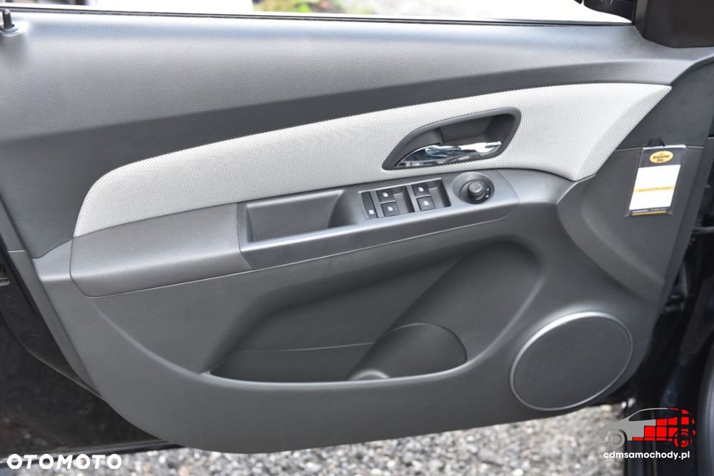Chevrolet Cruze - 15