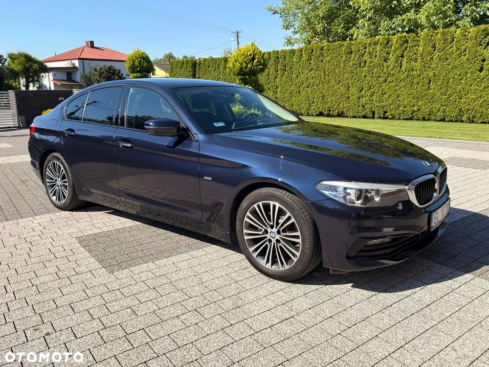 BMW Seria 5 520d Sport Line - 22