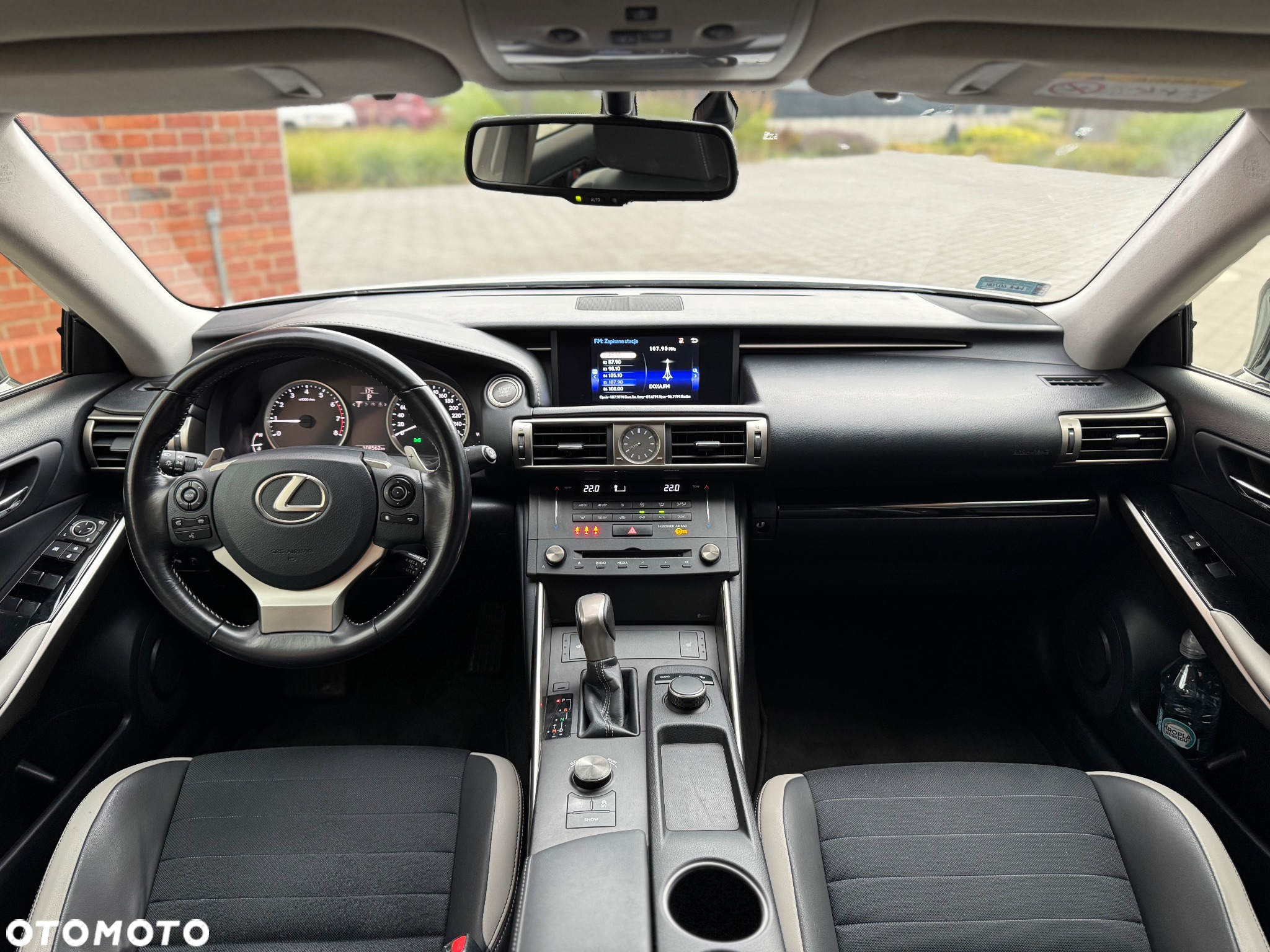 Lexus IS 200t / 300 Elegance - 22