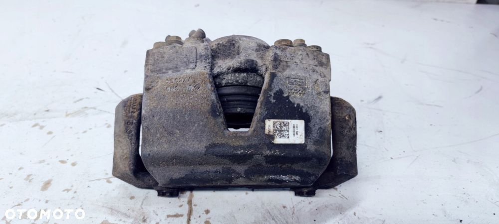 ZACISK HAMULCOWY PRAWY PRZÓD AUDI A6 A7 4G0105AL - 1