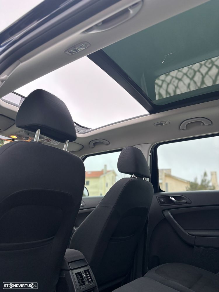 Skoda Yeti 1.6 TDI Elegance DSG - 19